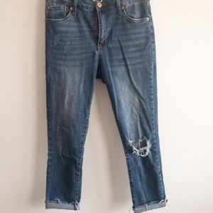 High rise ripped jeans